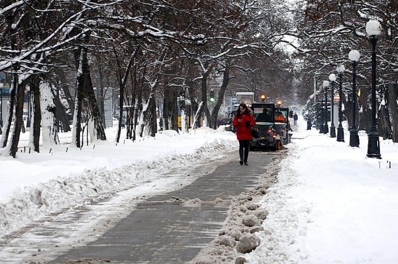 Как Днепр чистят от снега и безопасно ли в городе (ФОТО) 1