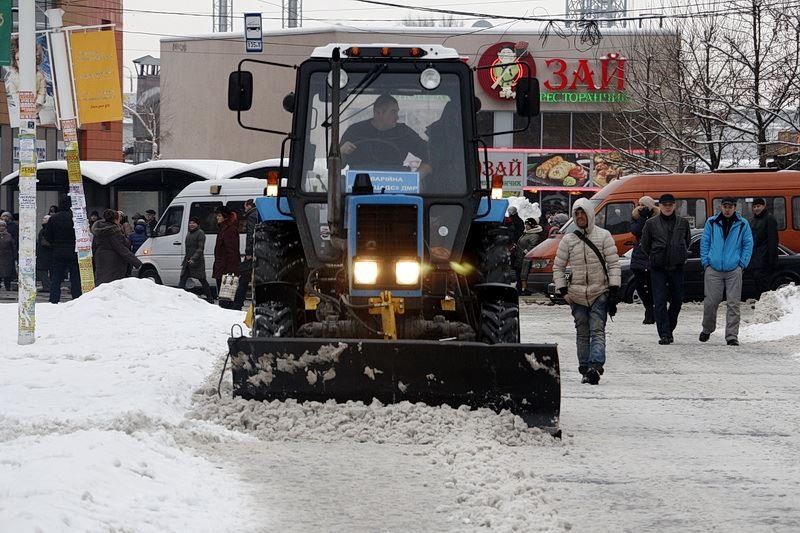 Как Днепр чистят от снега и безопасно ли в городе (ФОТО) 11