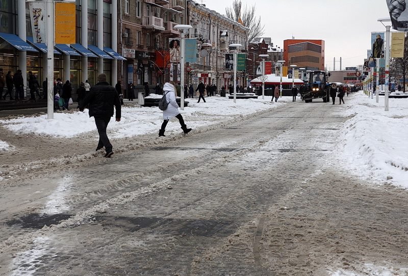 Как Днепр чистят от снега и безопасно ли в городе (ФОТО) 12