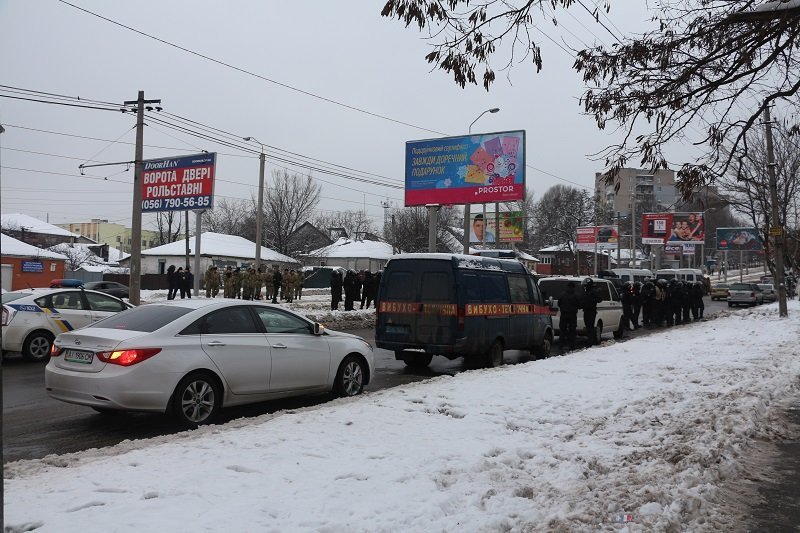 Днепровские войны продолжаются: минирования и толпы вооруженных людей в разных районах Днепра (ФОТО) 2