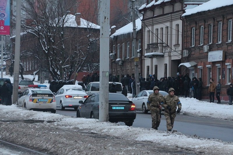Днепровские войны продолжаются: минирования и толпы вооруженных людей в разных районах Днепра (ФОТО) 8