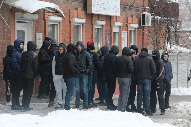 Днепровские войны продолжаются: минирования и толпы вооруженных людей в разных районах Днепра (ФОТО) 10