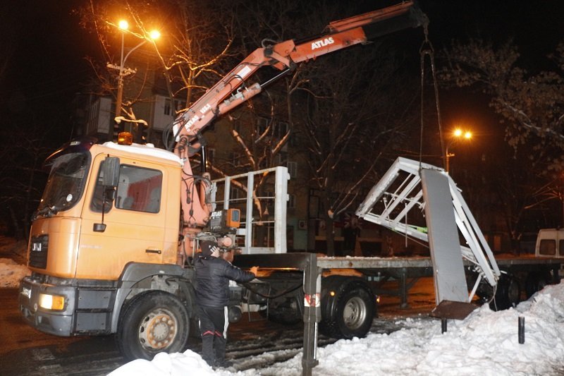 Сильные хлопки и много полиции: что происходило ночью в Днепре (ФОТО) 10