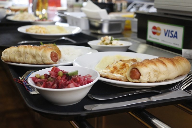 Ревизия столовой горсовета Днепра: сколько стоит поесть у Филатова (ФОТО) 11