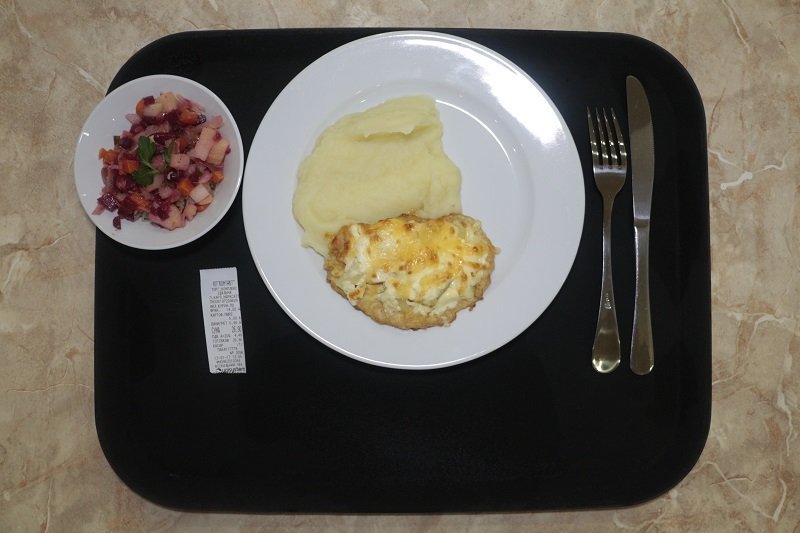 Ревизия столовой горсовета Днепра: сколько стоит поесть у Филатова (ФОТО) 14