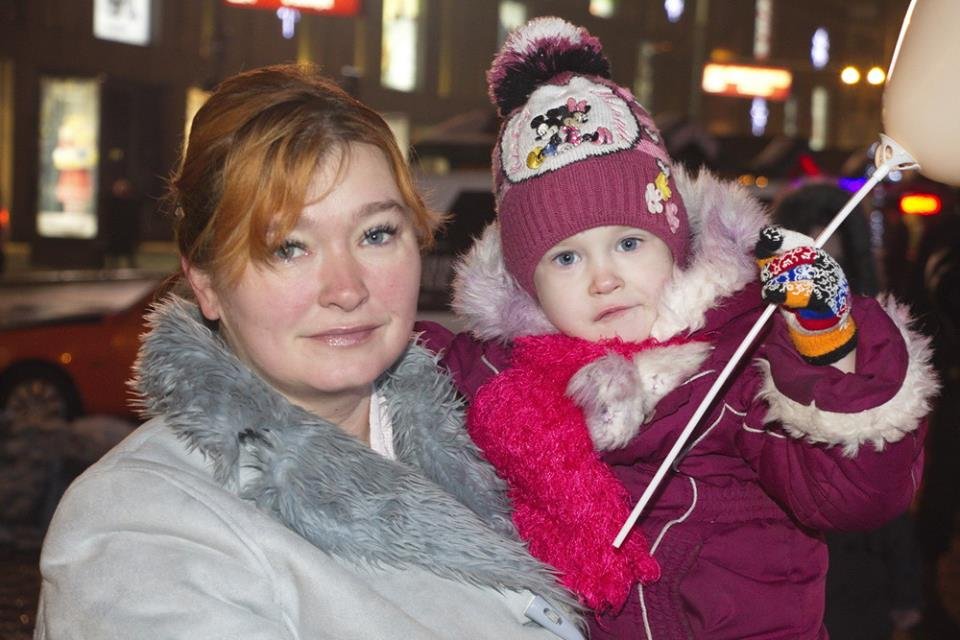 Народные танцы, уличные артисты, праздничный парад: в Днепре отмечают Старый Новый год (ФОТО) 6