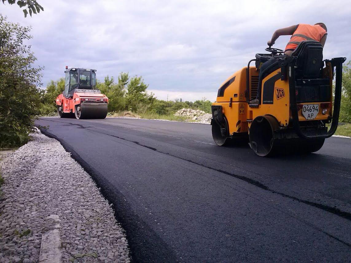 Юрий Голик: «Главная задача – за 2-3 года привести в порядок все дороги области» 4