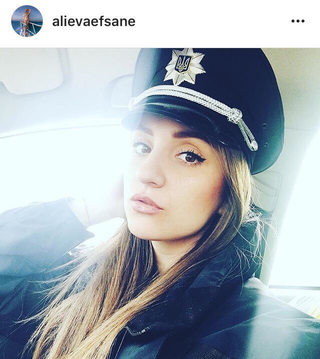 ТОП-12 девушек-полицейских из Днепра (ФОТО) 3