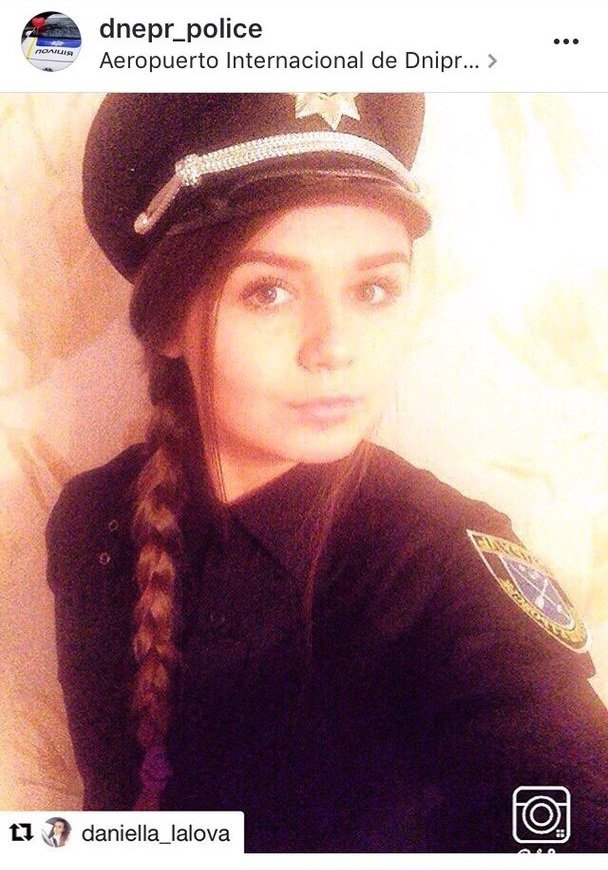 ТОП-12 девушек-полицейских из Днепра (ФОТО) 10