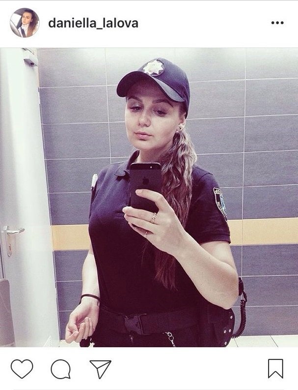 ТОП-12 девушек-полицейских из Днепра (ФОТО) 11