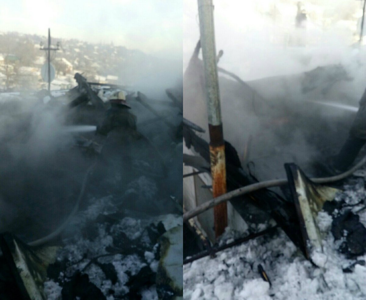 В Днепре 15 спасателей тушили пожар в частном доме (ФОТО) 1