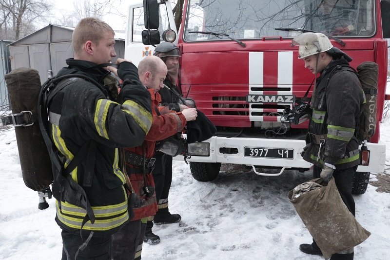 Пожар на Коммунаре: спасли 11 человек, новые подробности (ФОТО, ВИДЕО) 14