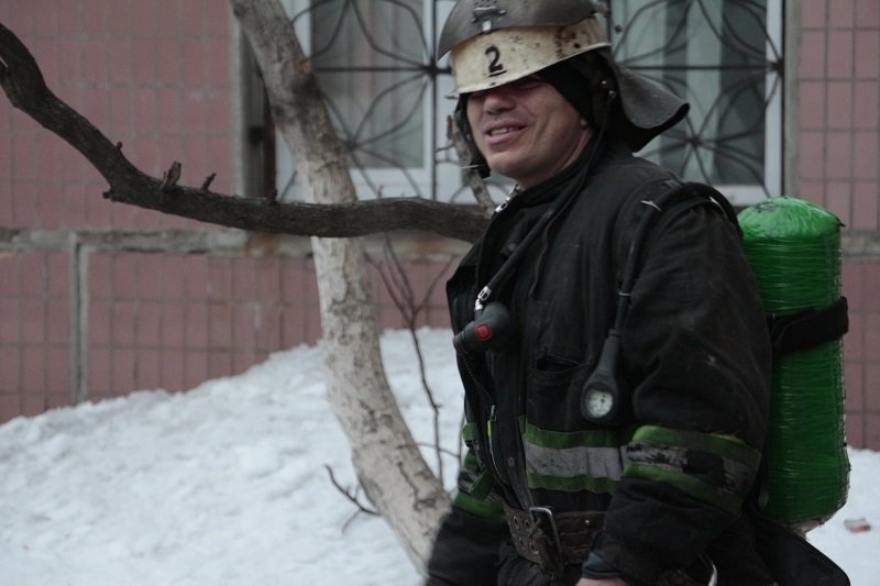 Пожар на Коммунаре: спасли 11 человек, новые подробности (ФОТО, ВИДЕО) 19