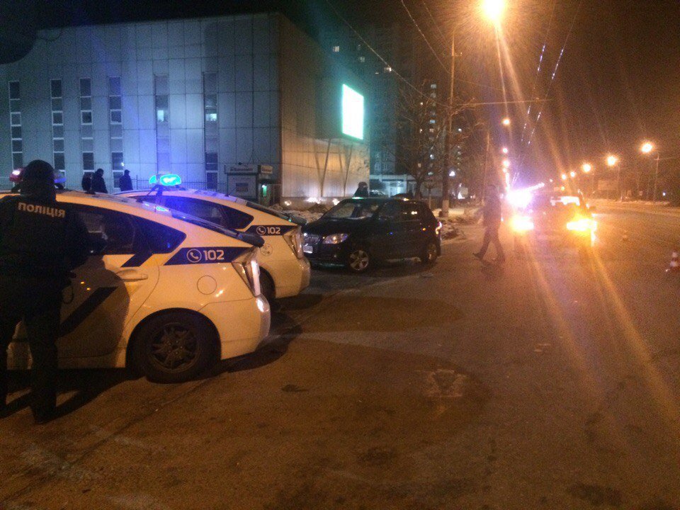 Авария на Победе: столкнулись два автомобиля (ФОТО) 4