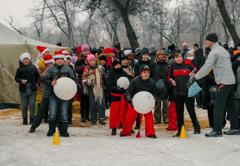 Как праздновали Крещение в Днепре на Старой Самаре (ФОТО) 4