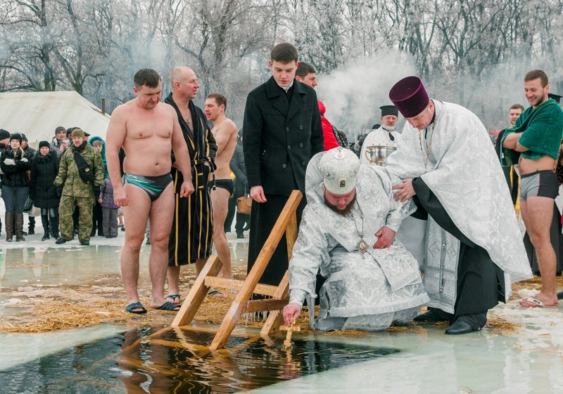 Как праздновали Крещение в Днепре на Старой Самаре (ФОТО) 12