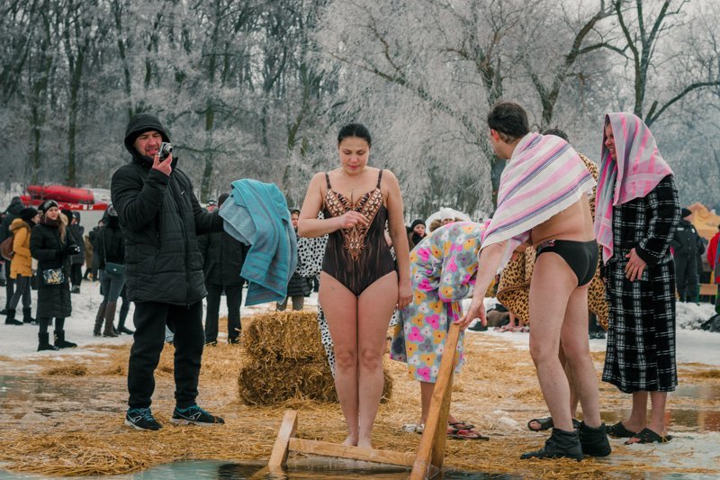 Как праздновали Крещение в Днепре на Старой Самаре (ФОТО) 15