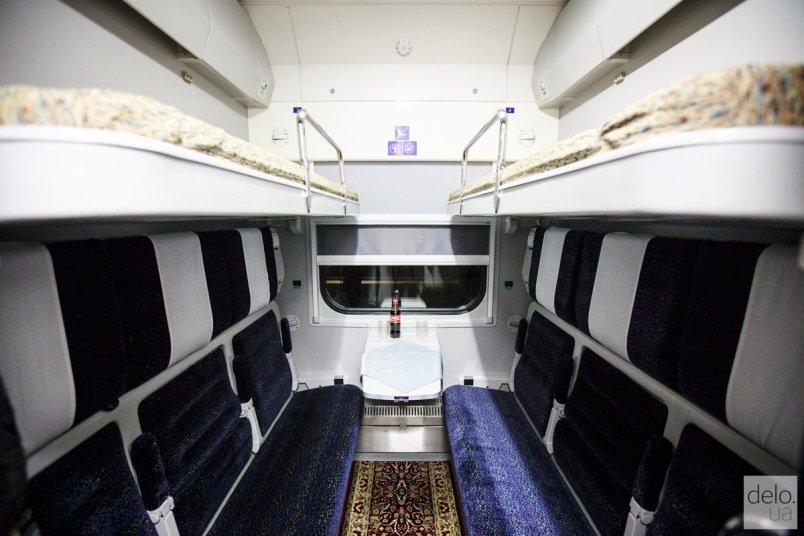 В Украине появился первый поезд с вагонами-трансформерами: как он выглядит (ФОТО) 10