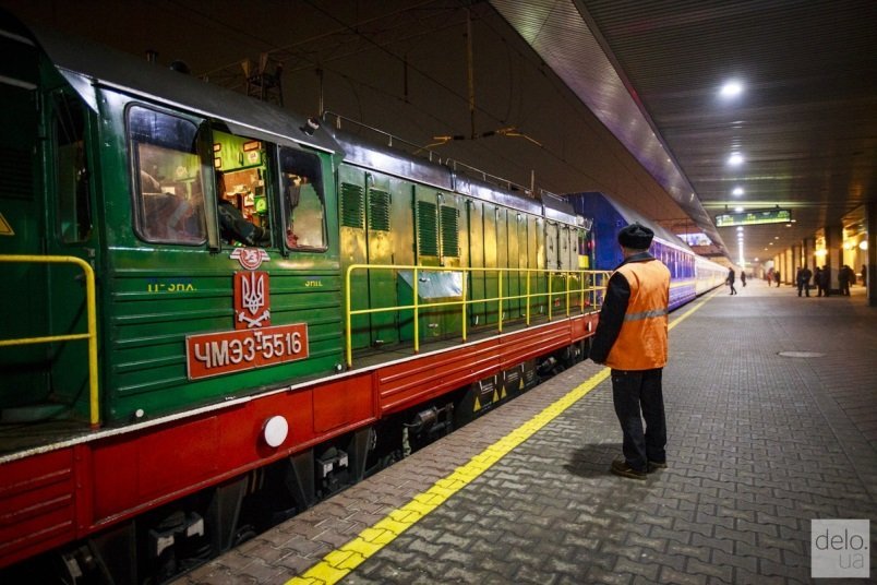 В Украине появился первый поезд с вагонами-трансформерами: как он выглядит (ФОТО) 17