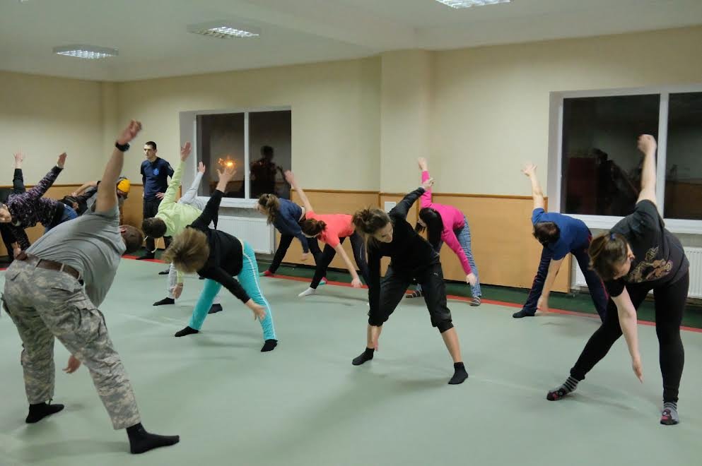 В Днепре женщин учат эффективным приемам самозащиты (ФОТО) 2