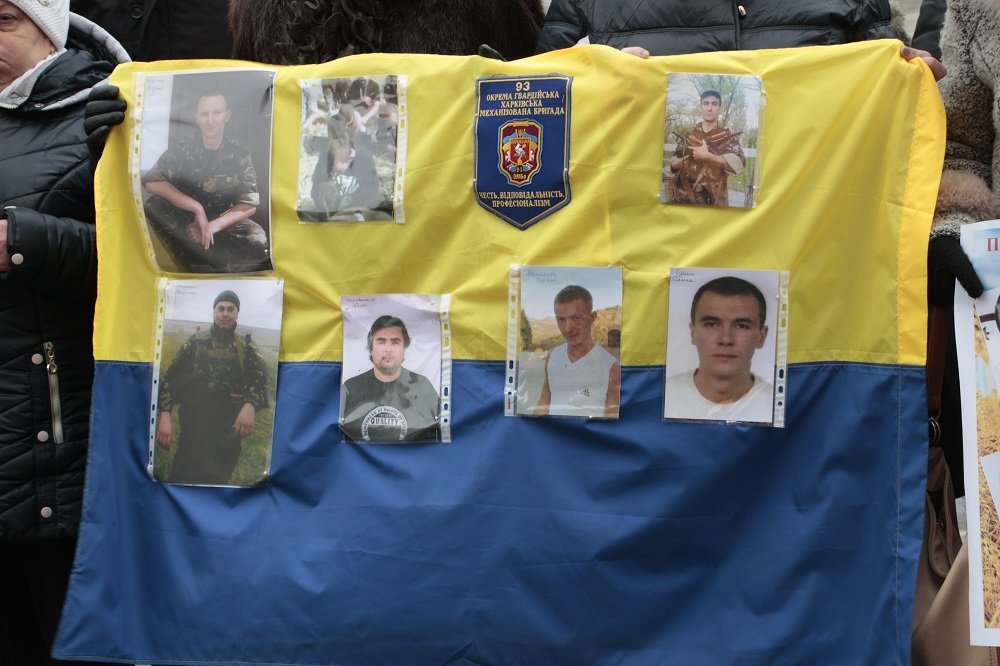 Жители Днепра вышли на протест против российской агрессии (ФОТО, ВИДЕО) 11