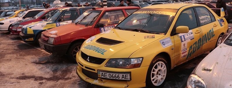 В Днепре стартовали автогонки: как это было (ФОТО) 11