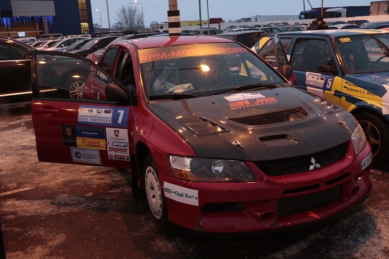 В Днепре стартовали автогонки: как это было (ФОТО) 13