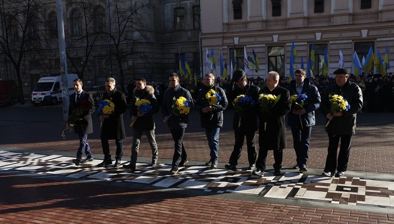 Ко Дню Соборности днепряне возложили цветы: как это было (ФОТО) 7