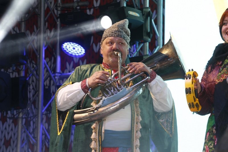 На площади Героев Майдана прошли вечерницы: как это было (ФОТО, ВИДЕО) 11