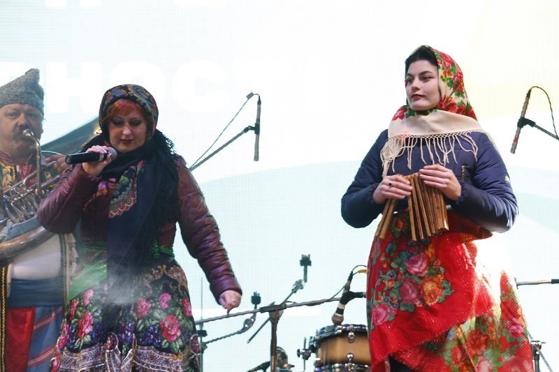 На площади Героев Майдана прошли вечерницы: как это было (ФОТО, ВИДЕО) 16