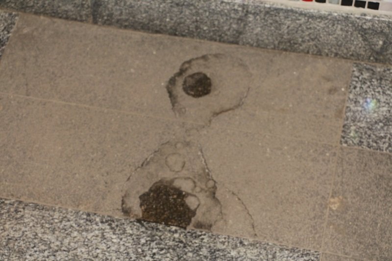 Ревизия "по-большому" и "по-маленькому": в сортирах торговых центров Днепра мусор и протекающие туалеты (ФОТО) 10