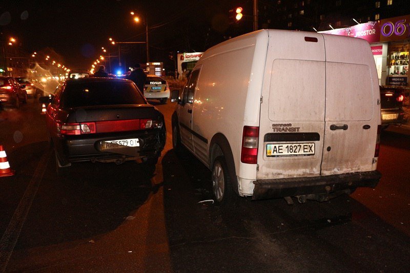 ДТП на Слобожанском проспекте: столкнулись 4 автомобиля (ФОТО, ВИДЕО) 3