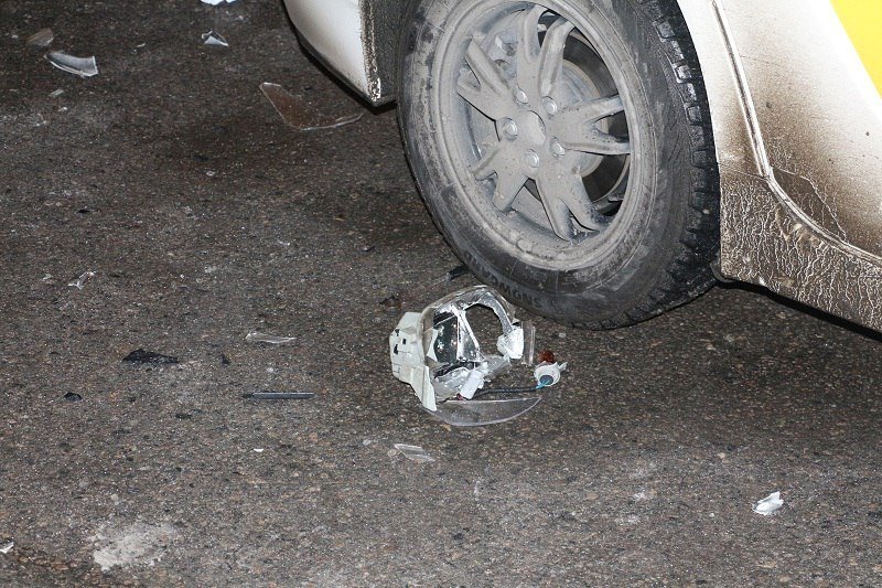 Возле "Метеора" автомобиль Mitsubishi столкнулся с полицейскими на Toyota Prius (ФОТО) 5