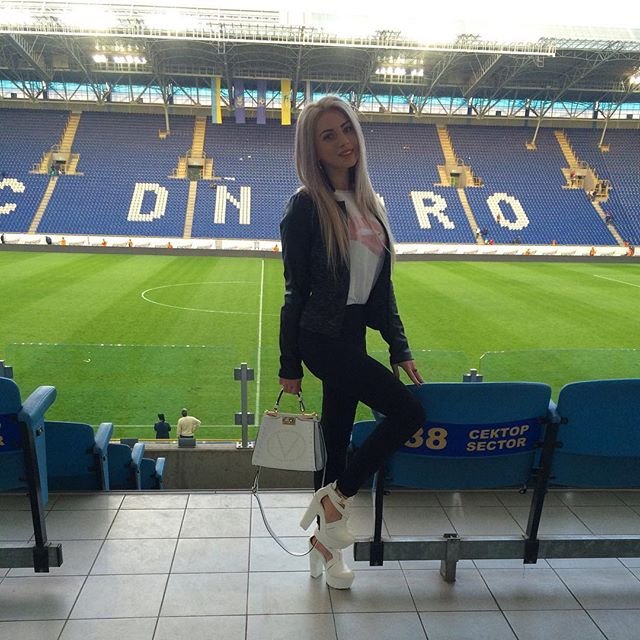 Девушка футболиста ФК "Днепр" Валерия Лучкевича попала в аварию в Днепре (ФОТО) 2