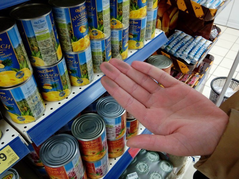 Проверено Информатором: испорченные продукты, пыль и грязь в "АТБ" (ФОТО) 3