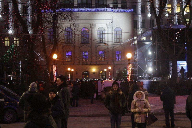 Слезы и овации: в Днепре прошёл концерт памяти Кузьмы Скрябина, посвящённый воинам АТО (ФОТО, ВИДЕО) 2