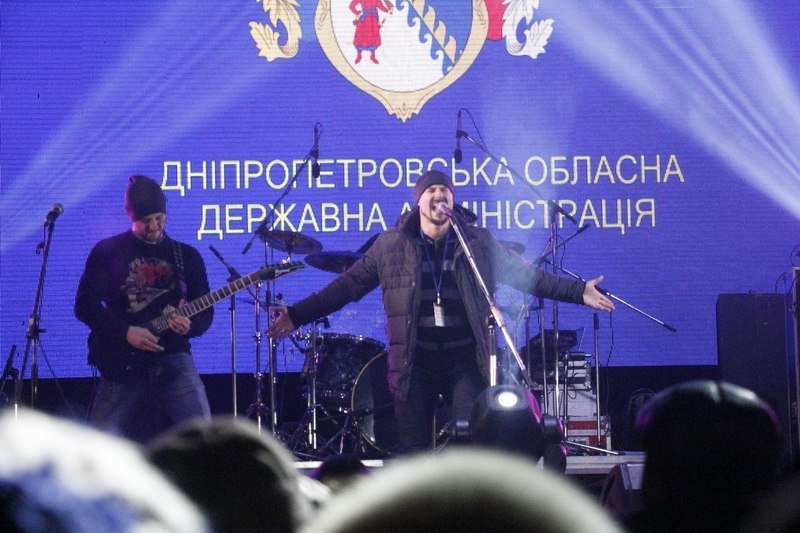 Слезы и овации: в Днепре прошёл концерт памяти Кузьмы Скрябина, посвящённый воинам АТО (ФОТО, ВИДЕО) 16