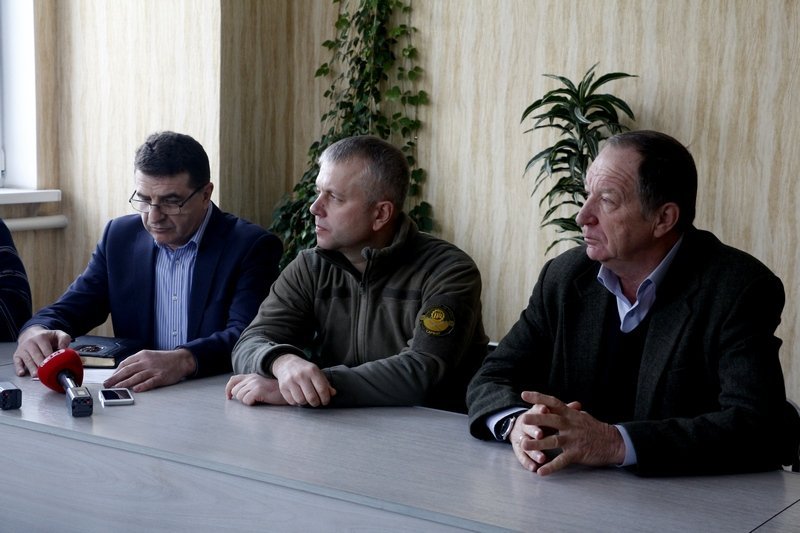 Волонтеры подарили больницам Днепра инвентарь и медицинское оборудование (ФОТО) 2