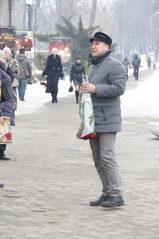 В Днепре попрощались с Народным артистом Украины (ФОТО) 4
