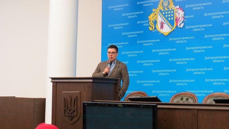 В Днепре известный журналист презентовал свою книгу (ФОТО, ВИДЕО) 5