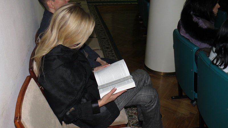 В Днепре известный журналист презентовал свою книгу (ФОТО, ВИДЕО) 11