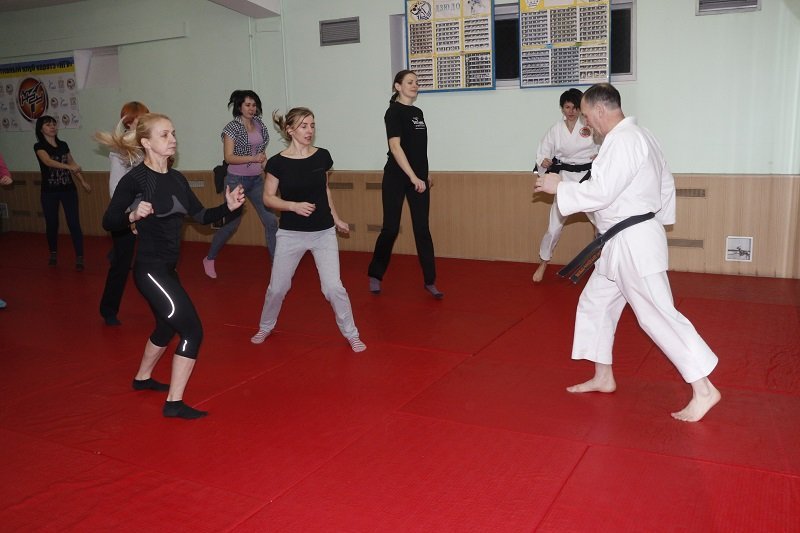 Безопасность для женщин: краткий видеоурок о том, как защититься от нападения (ФОТО, ВИДЕО) 11