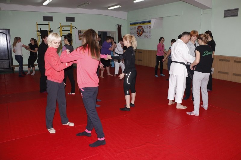 Безопасность для женщин: краткий видеоурок о том, как защититься от нападения (ФОТО, ВИДЕО) 13