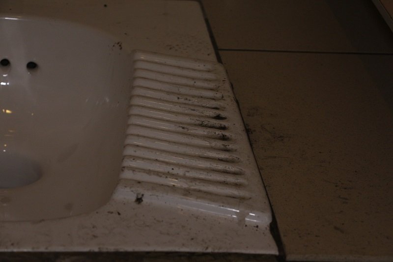 Ревизия «по-большому» и «по-маленькому»: в центре Днепра предлагают платно "сходить в гаражи" (ФОТО) 9