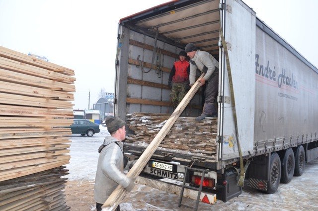 Днепр отправил 60 тонн стройматериалов в Авдеевку (ФОТО) 8