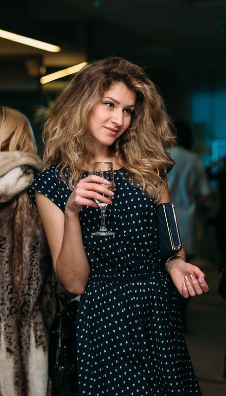 Девушки в масках, конкурсы и алкоголь: в Днепре прошел допремьерный показ "50 оттенков темного" (ФОТО) 15