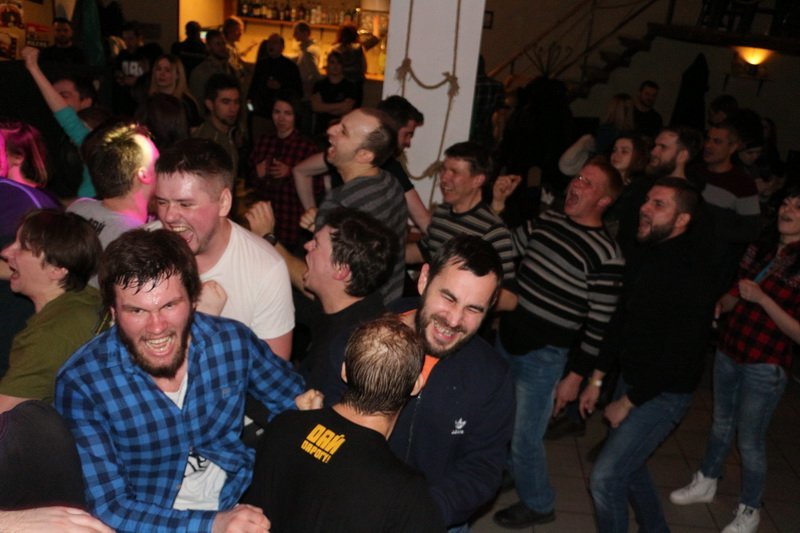 В Днепре выступили белорусские панк-рокеры "Дай Дарогу": как это было (ФОТО) 4