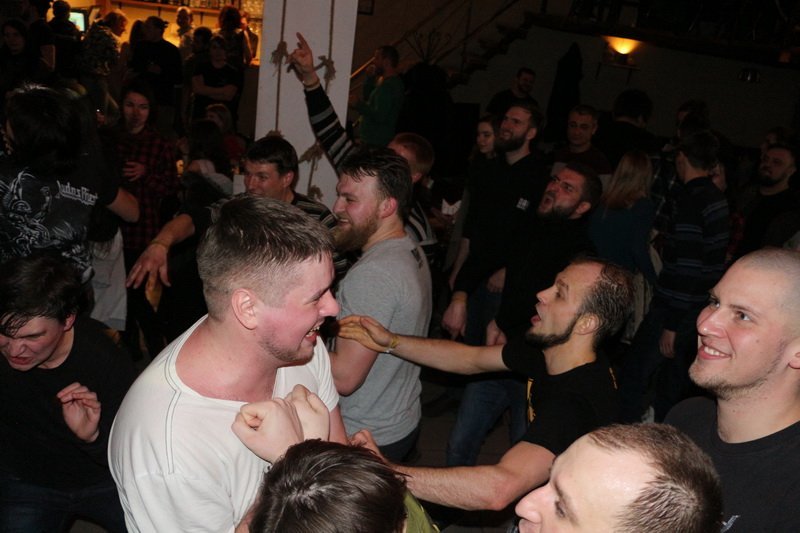 В Днепре выступили белорусские панк-рокеры "Дай Дарогу": как это было (ФОТО) 10