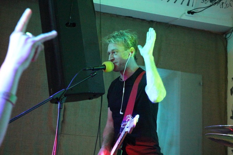 В Днепре выступили белорусские панк-рокеры "Дай Дарогу": как это было (ФОТО) 14