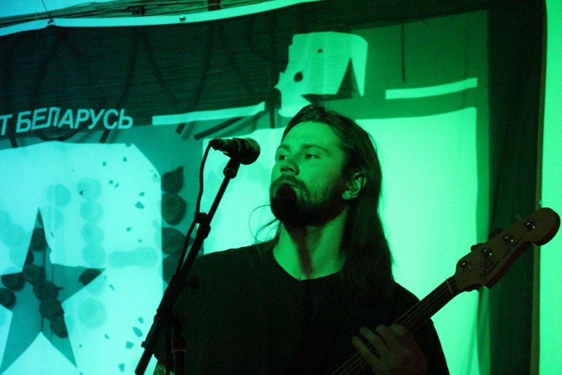 В Днепре выступили белорусские панк-рокеры "Дай Дарогу": как это было (ФОТО) 19